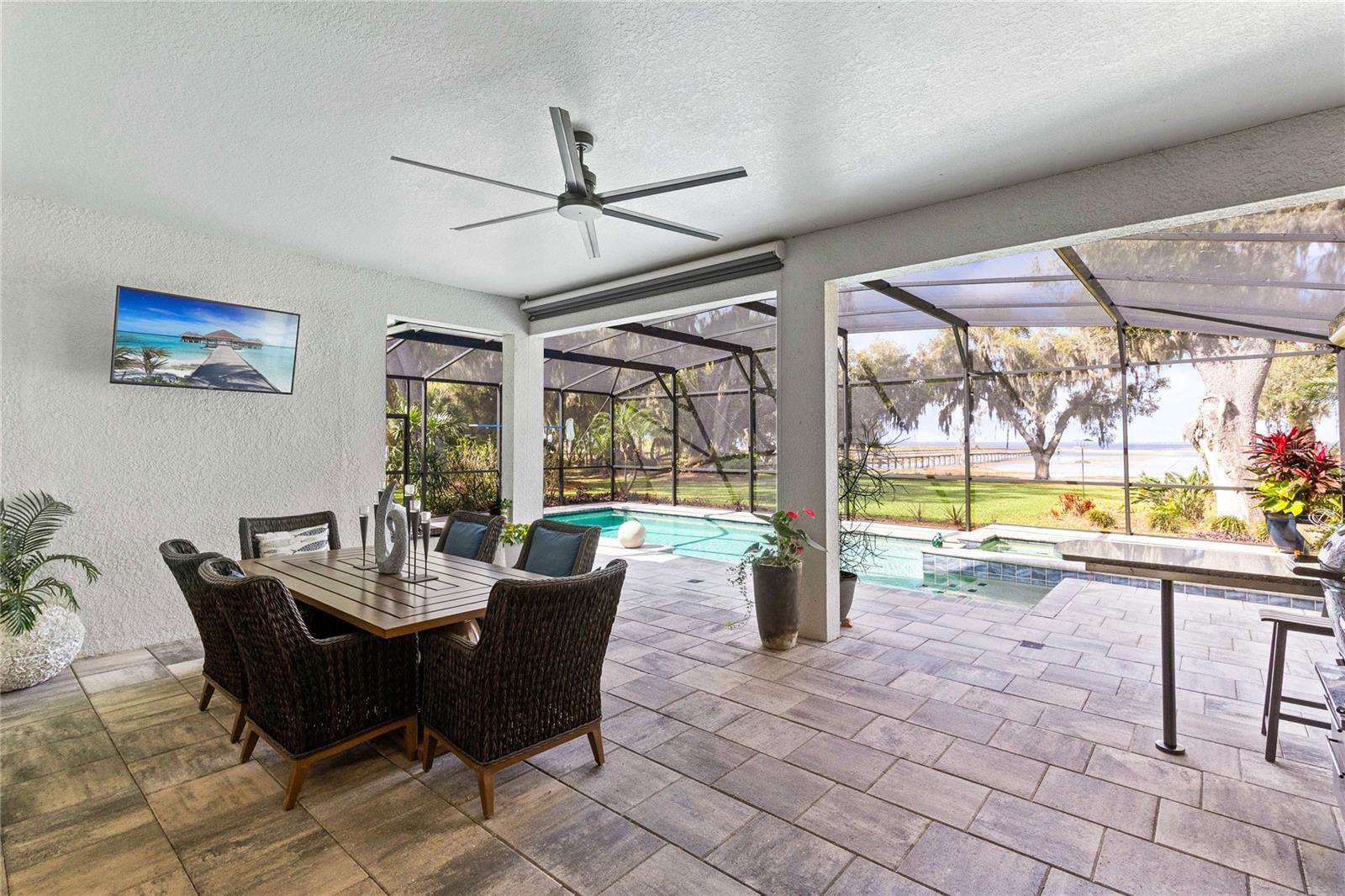 Image 28 of 61 For 4846 Calasans Avenue