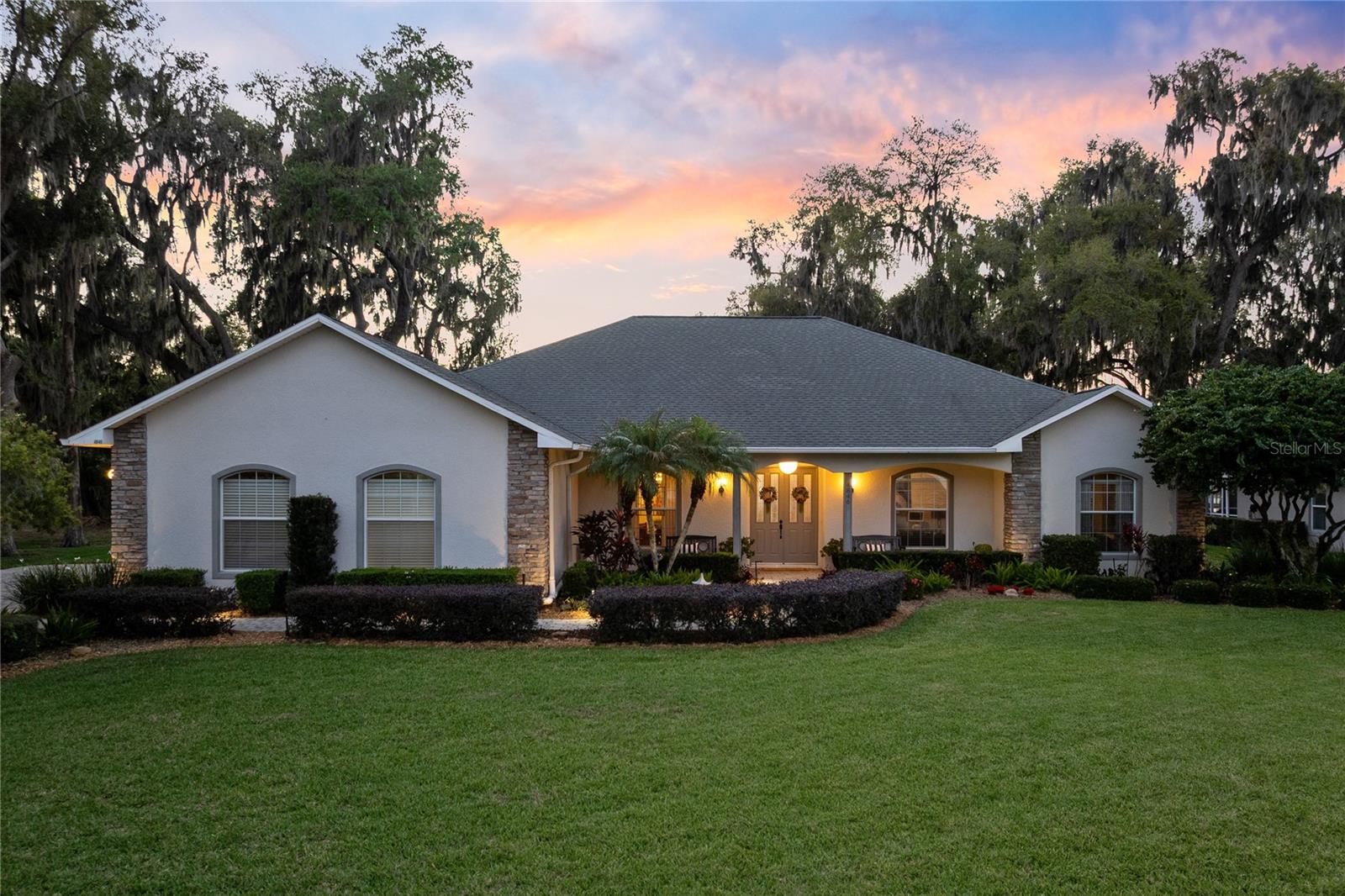 Image 3 of 61 For 4846 Calasans Avenue