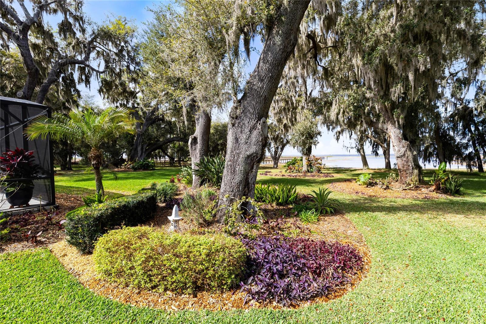 Image 41 of 61 For 4846 Calasans Avenue