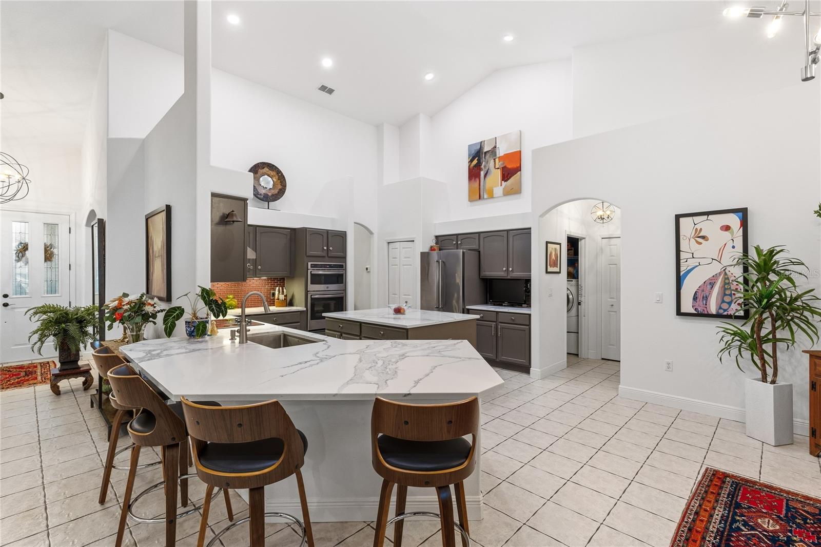 Image 7 of 61 For 4846 Calasans Avenue