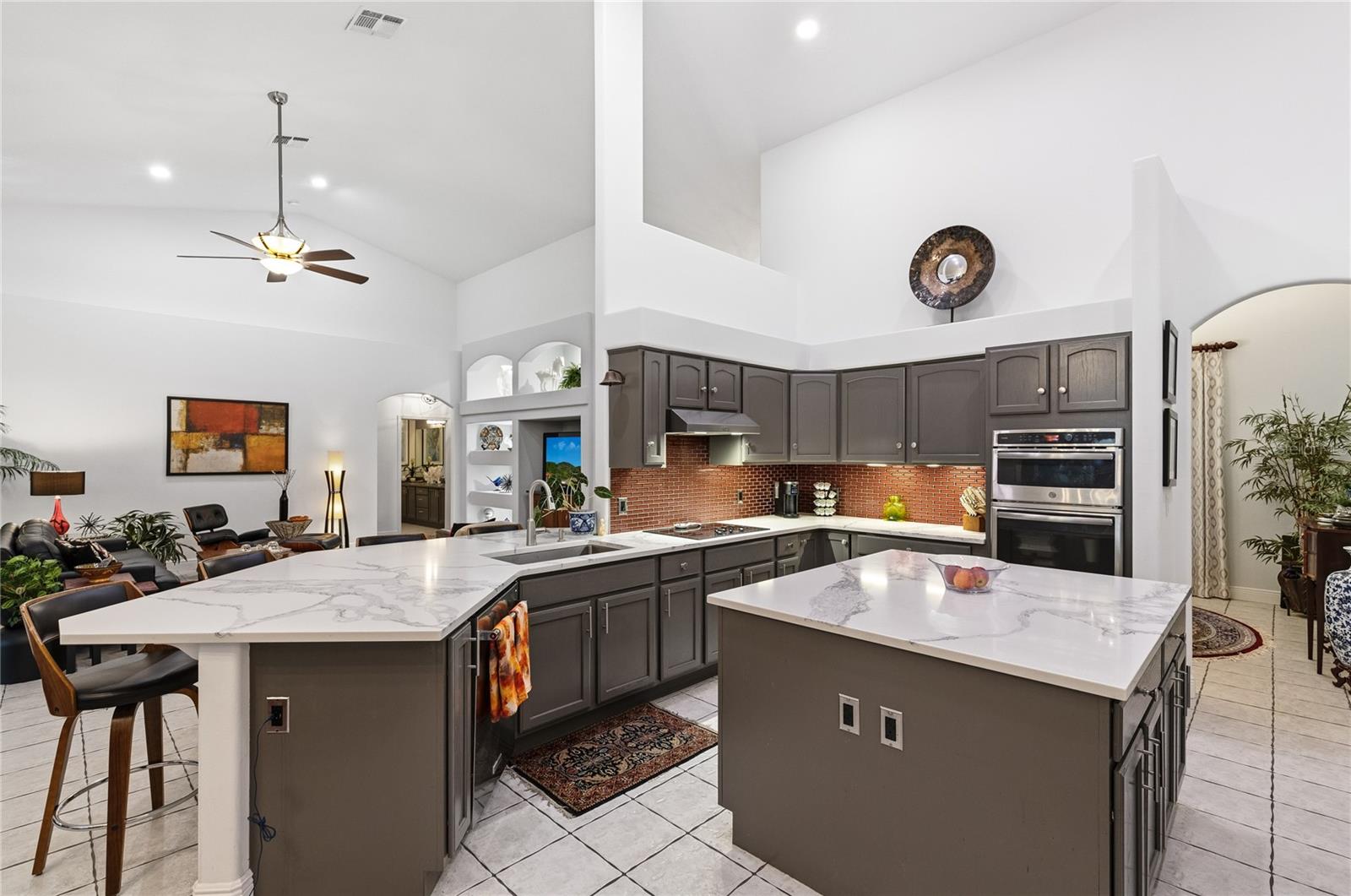 Image 8 of 61 For 4846 Calasans Avenue