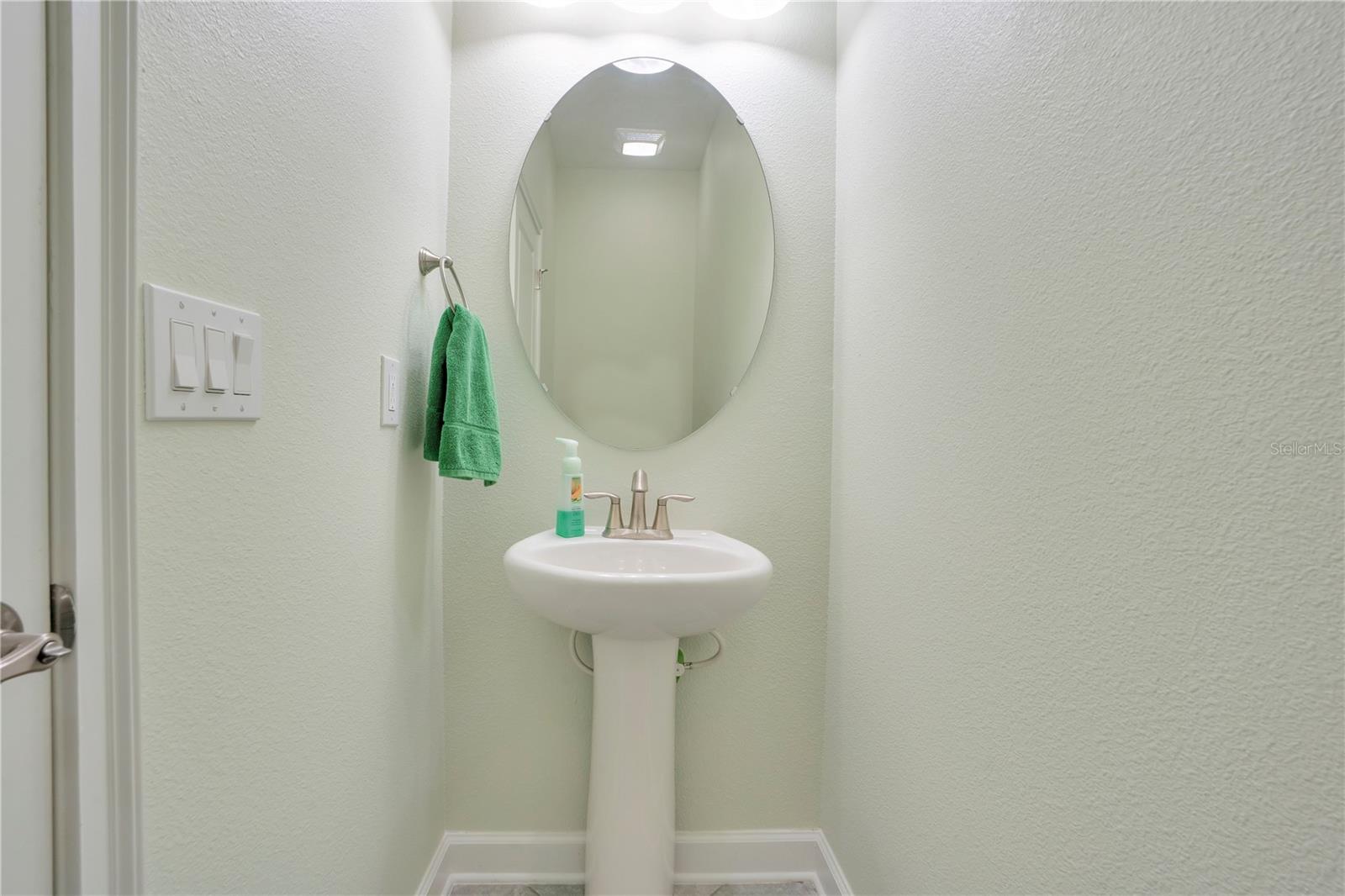 Image 17 of 58 For 7680 Green Mountain Way