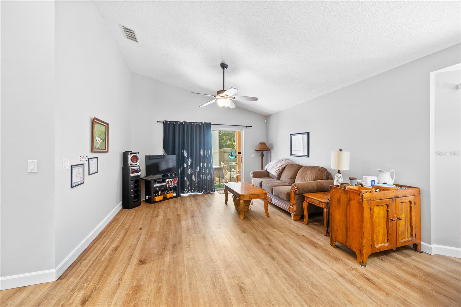 Image 22 of 37 For 1917 Cranberry Isles Way