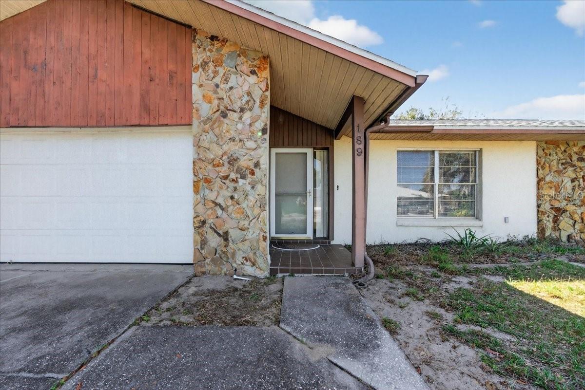 Image 11 of 39 For 189 Autumn Avenue