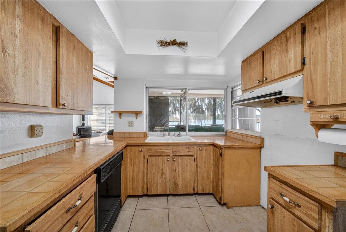 Image 20 of 39 For 189 Autumn Avenue