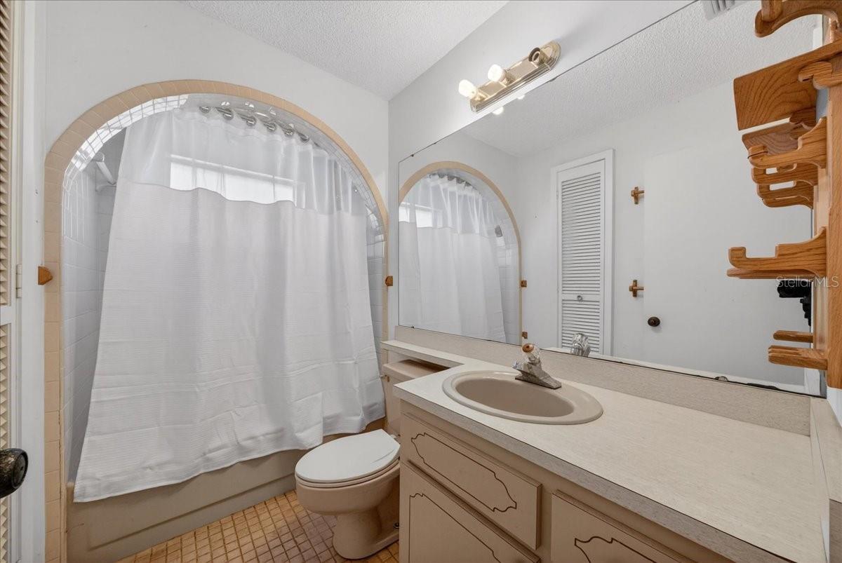 Image 30 of 39 For 189 Autumn Avenue