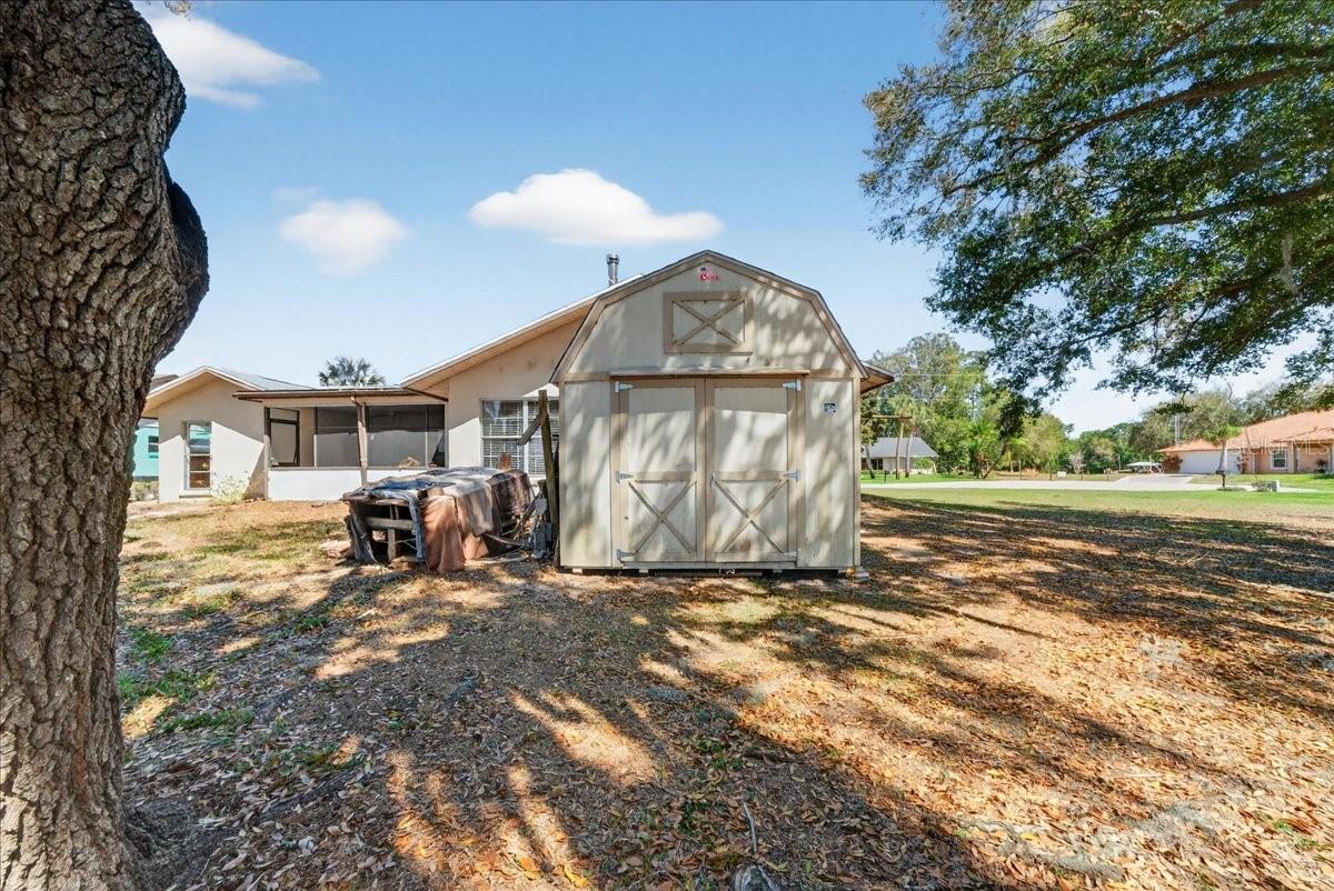 Image 37 of 39 For 189 Autumn Avenue