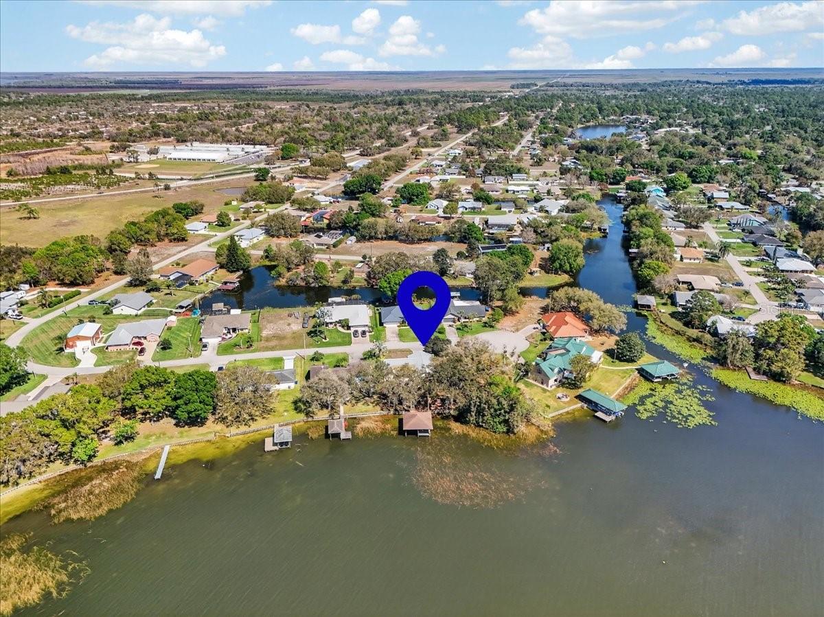 Image 4 of 39 For 189 Autumn Avenue