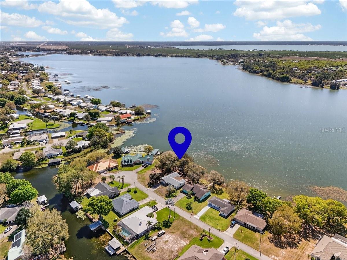 Image 5 of 39 For 189 Autumn Avenue