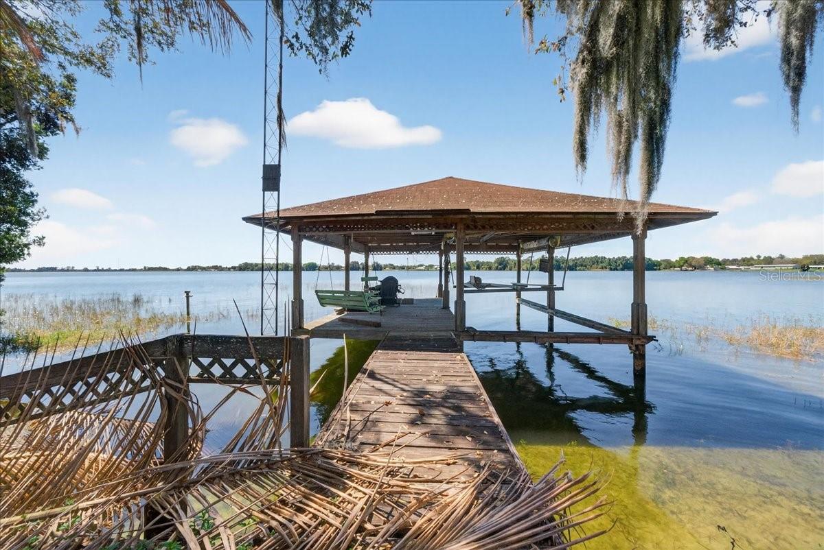 Image 8 of 39 For 189 Autumn Avenue