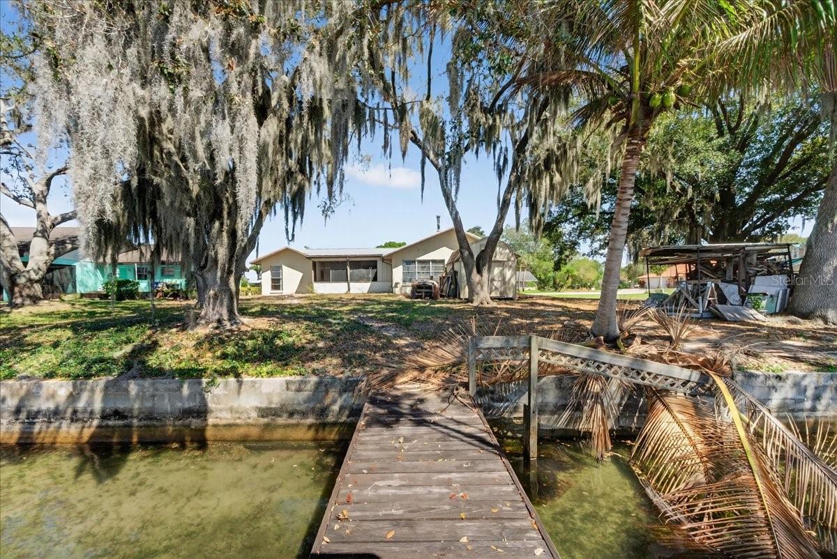 Image 9 of 39 For 189 Autumn Avenue