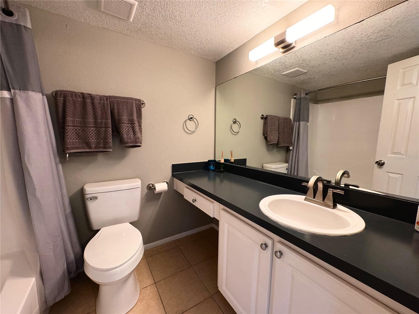 Image 8 of 23 For 120 Blue Point Way 320