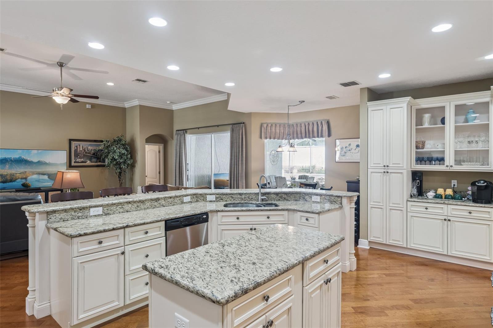 Image 11 of 47 For 2460 Cedar Knoll Drive