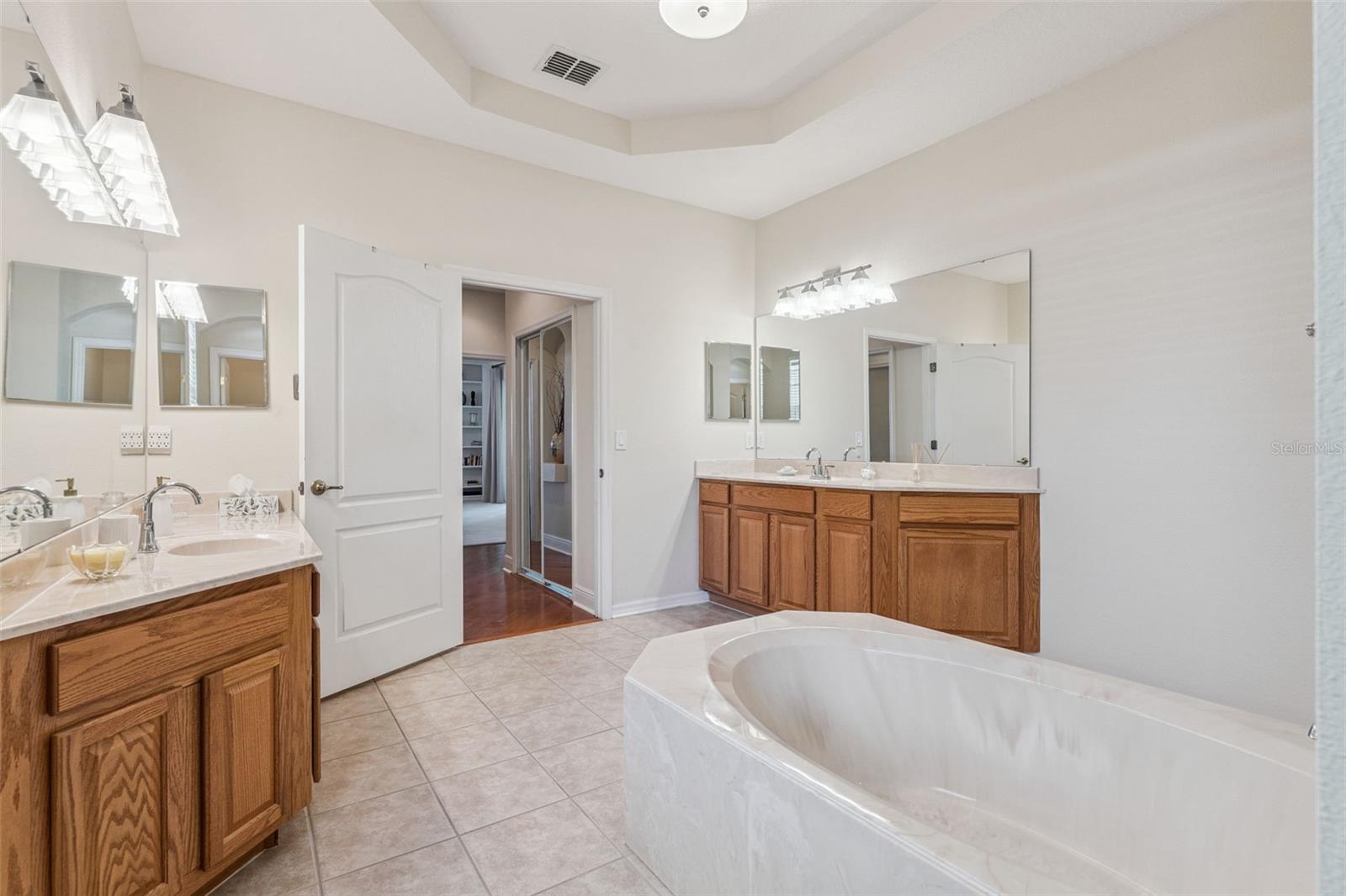 Image 28 of 47 For 2460 Cedar Knoll Drive