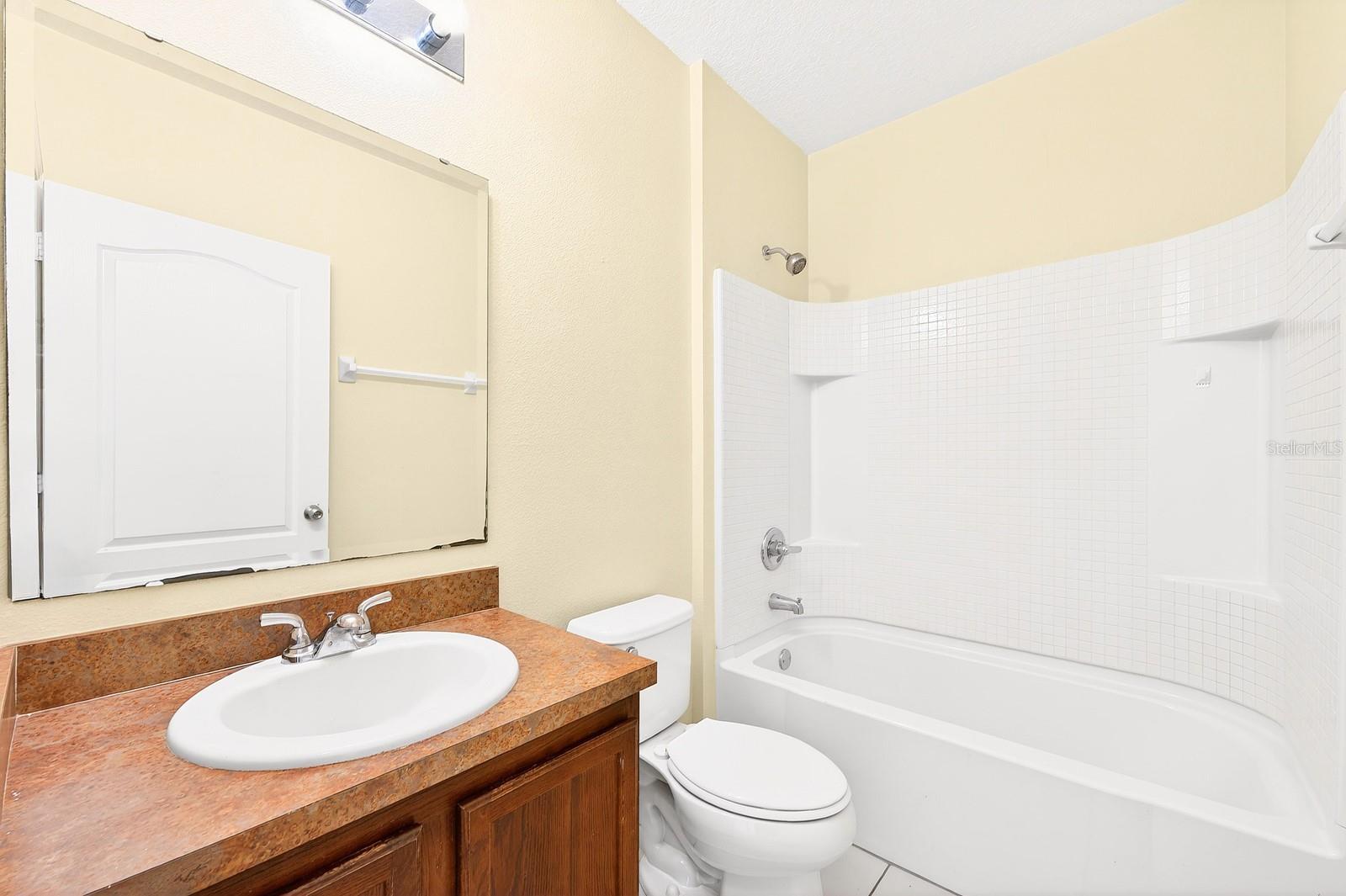 Image 16 of 28 For 3210 Queen Alexandria Drive