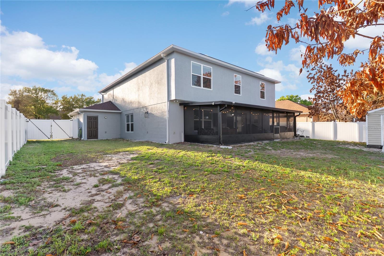 Listing photo id 40 for 3233 White Blossom Lane