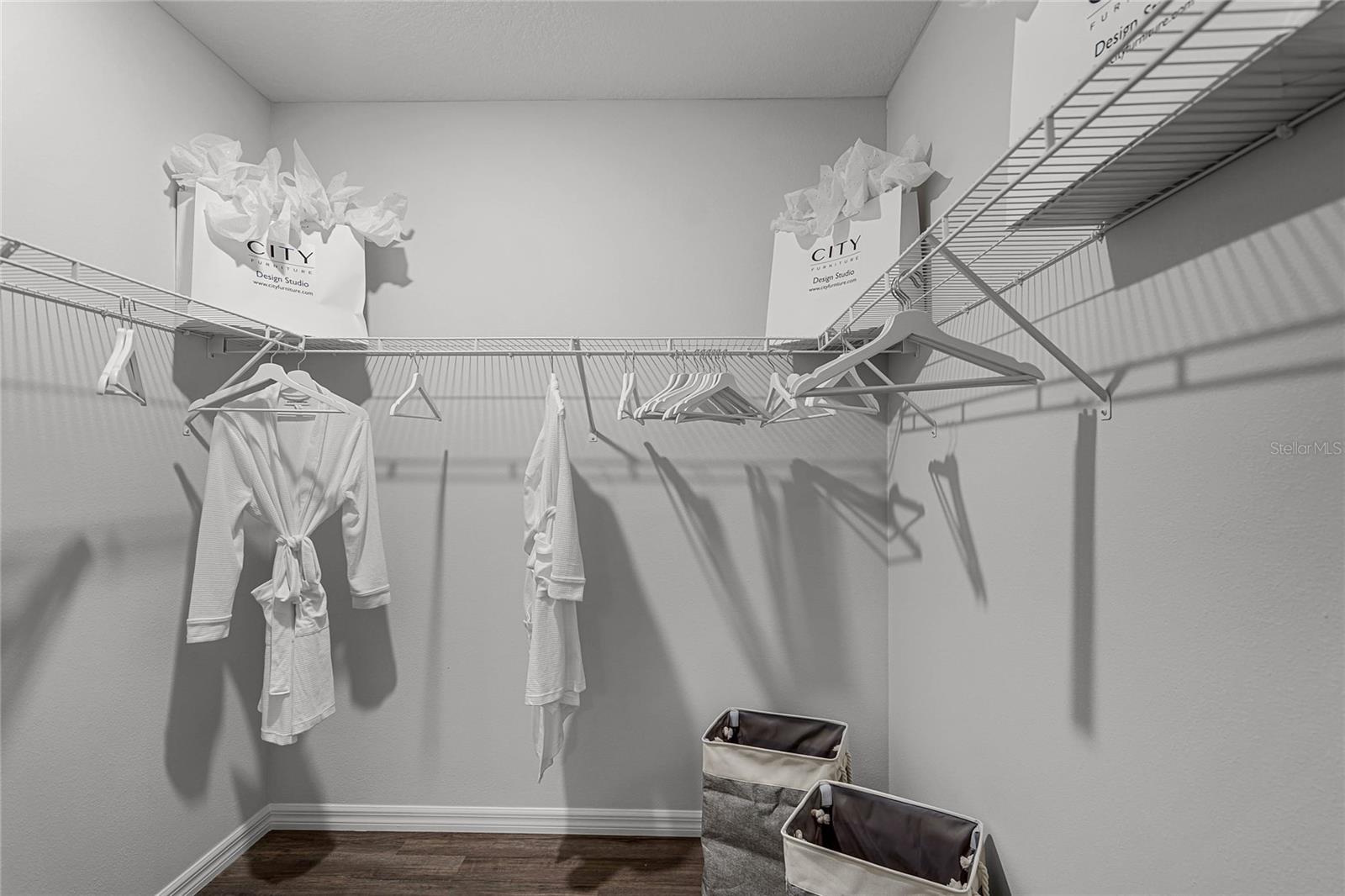 Image 25 of 35 For 3098 Viceroy Court