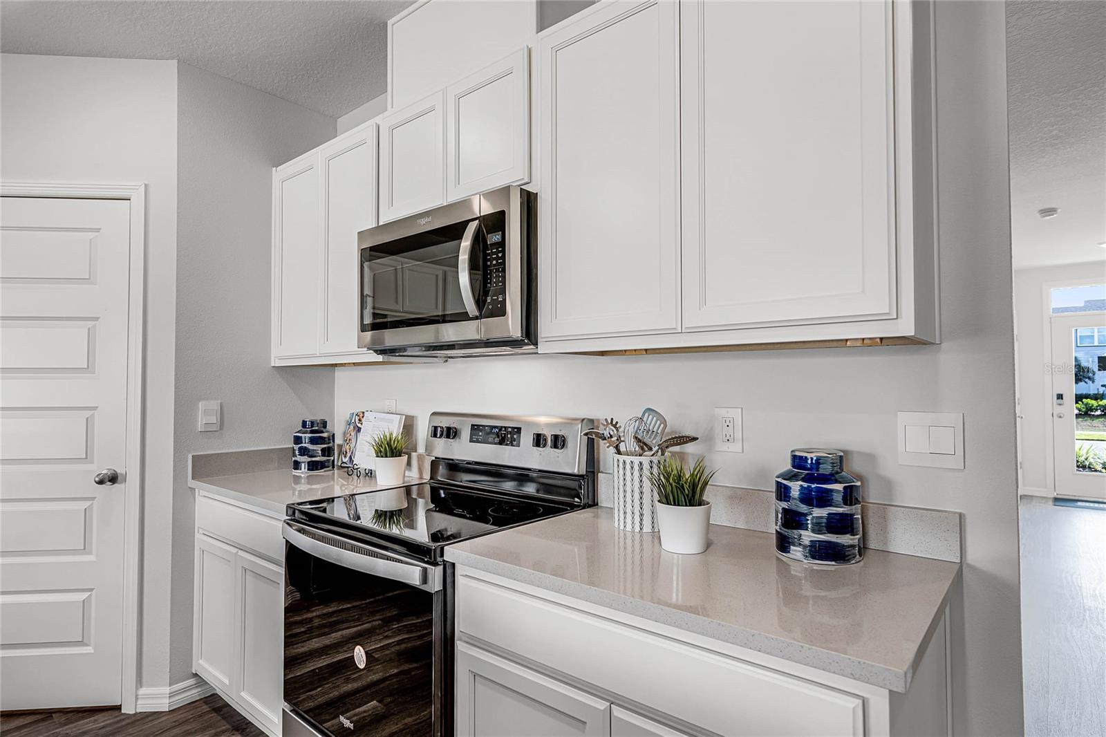 Image 5 of 35 For 3098 Viceroy Court