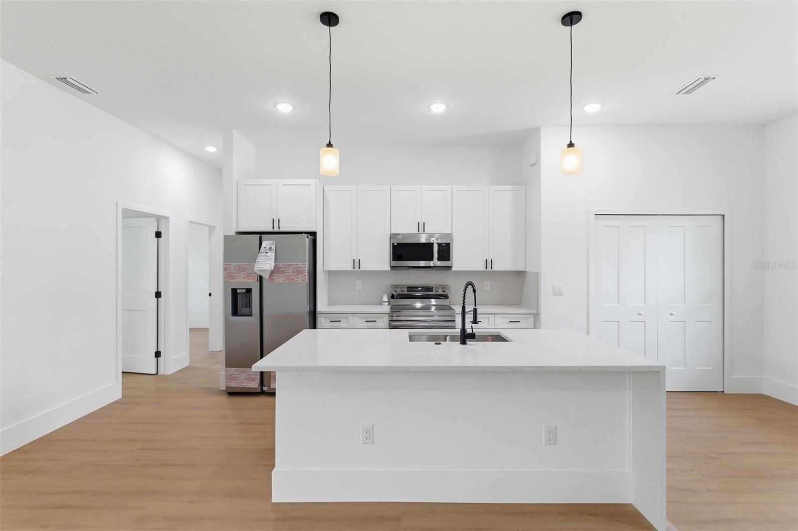 Image 10 of 31 For 3321 Babcock Place