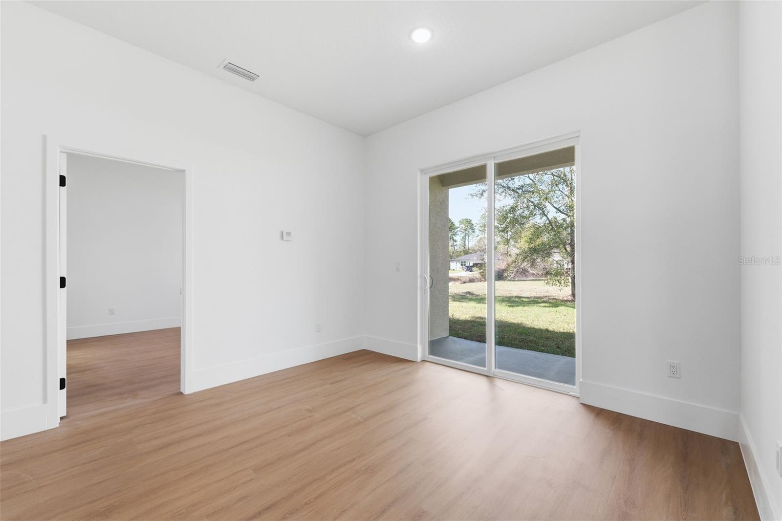 Image 13 of 31 For 3321 Babcock Place