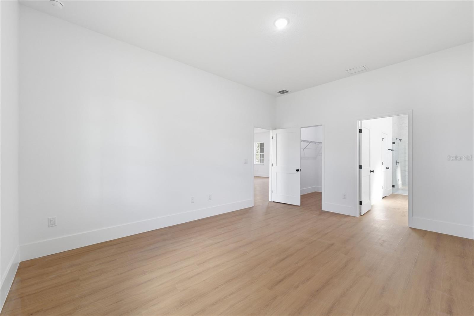 Image 16 of 31 For 3321 Babcock Place