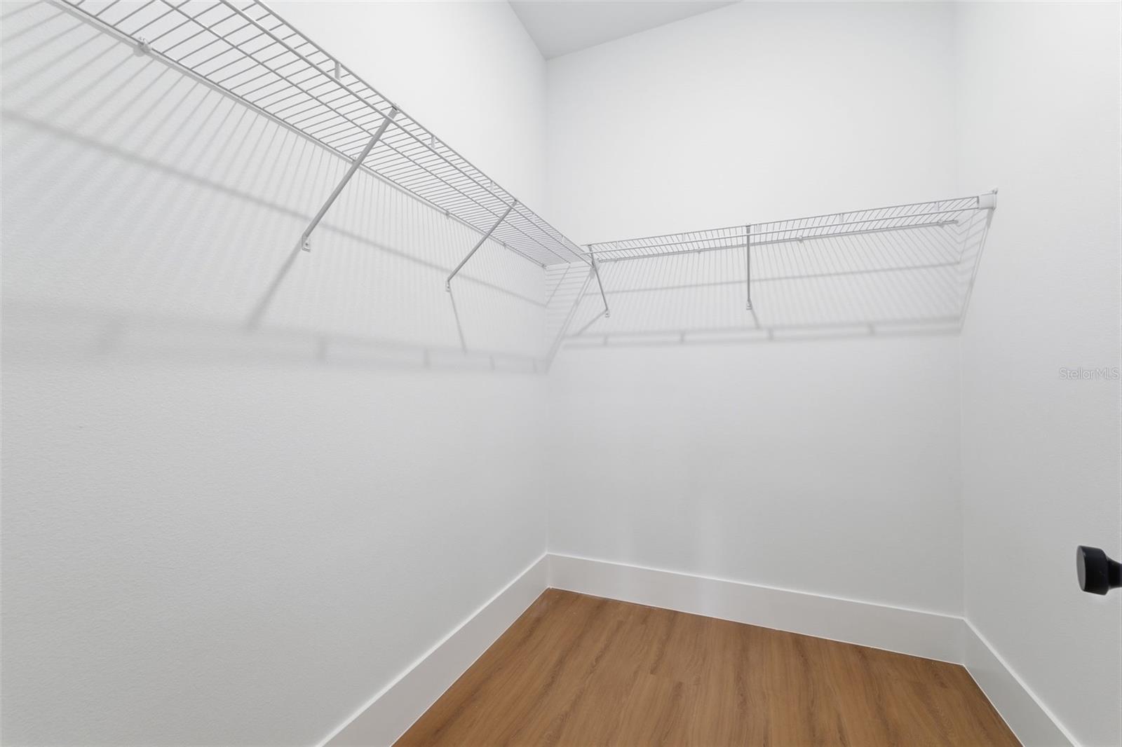 Image 18 of 31 For 3321 Babcock Place