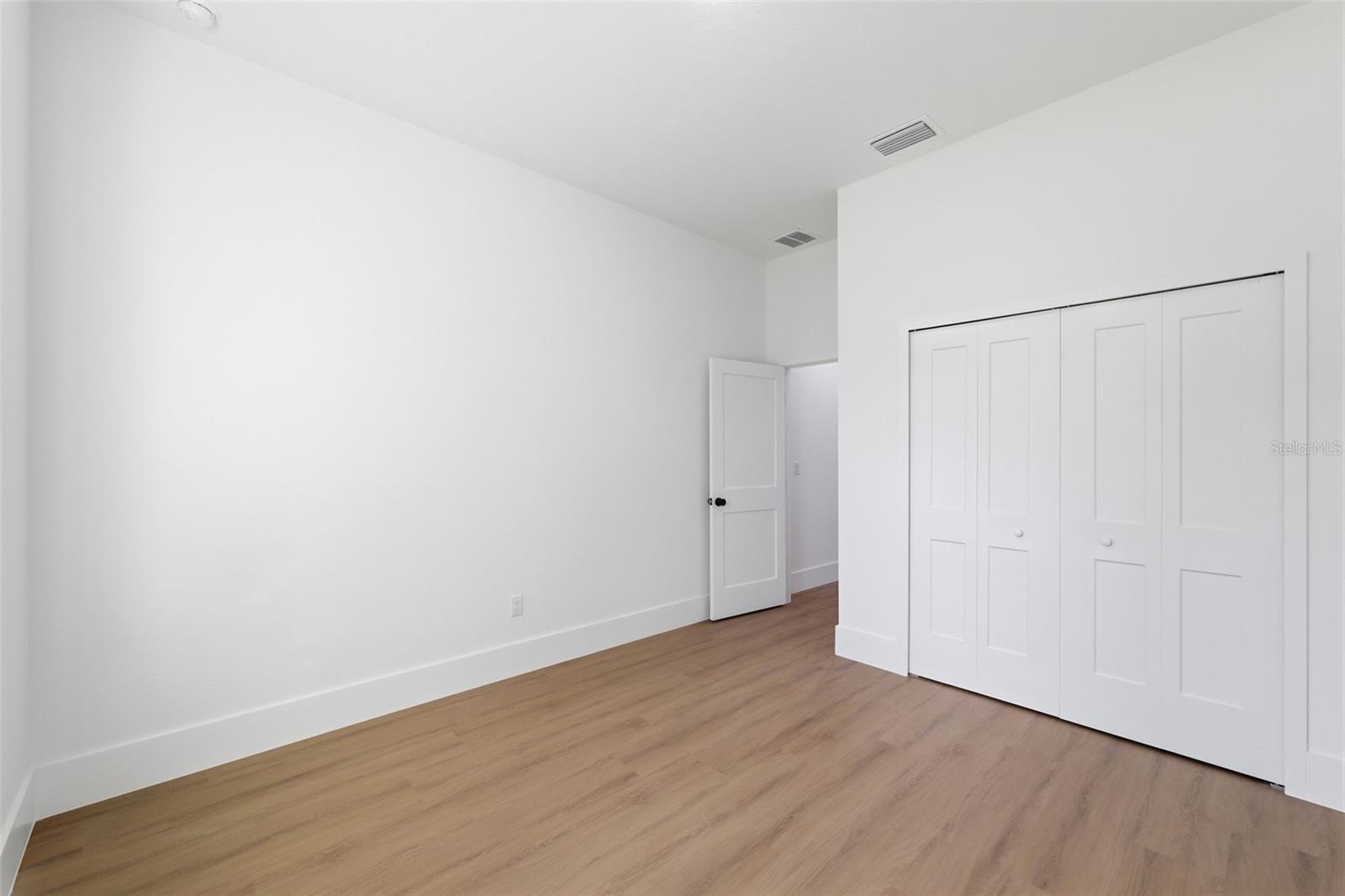 Image 22 of 31 For 3321 Babcock Place