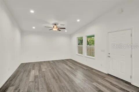 Image 5 of 20 For 40091 Oakridge Drive