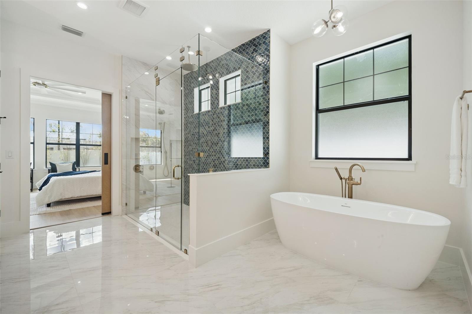 Image 32 of 66 For 1782 Pine Avenue