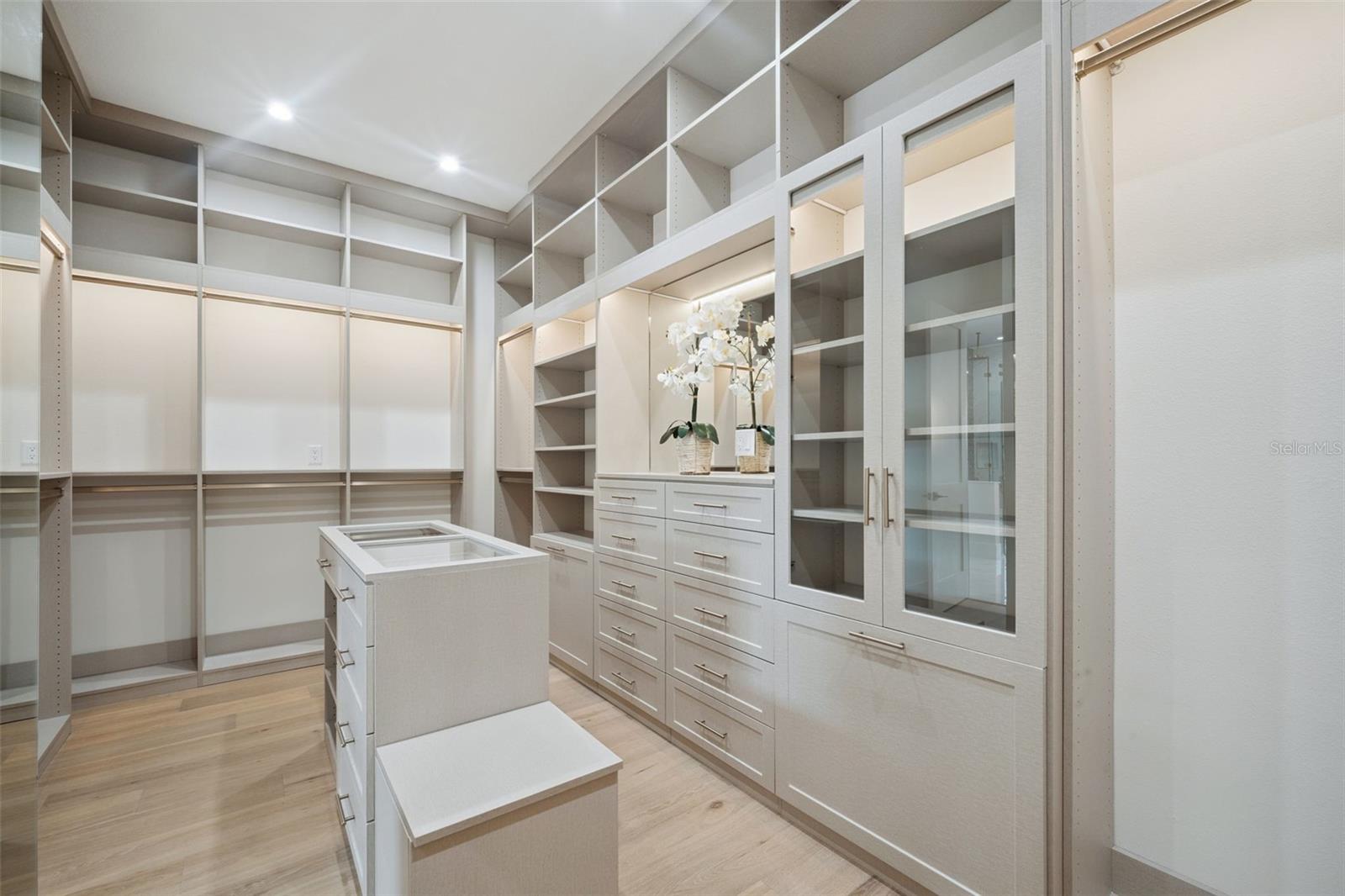 Image 33 of 66 For 1782 Pine Avenue