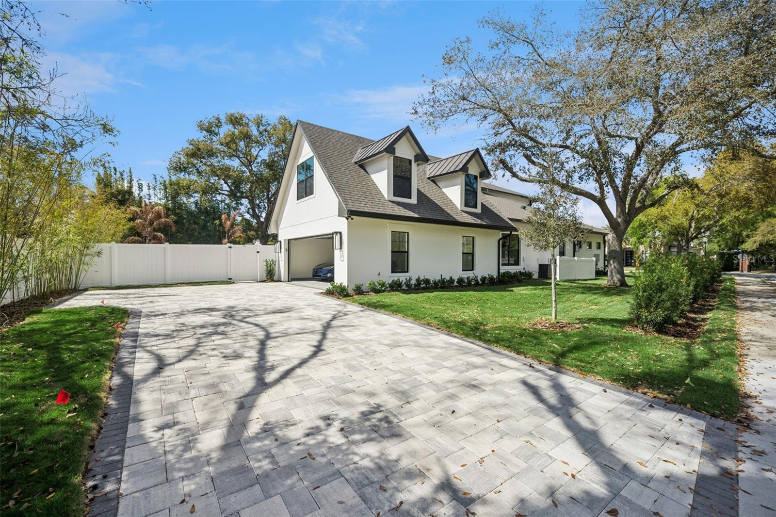 Image 5 of 66 For 1782 Pine Avenue