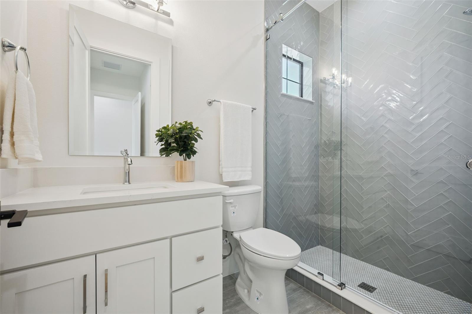 Image 53 of 66 For 1782 Pine Avenue