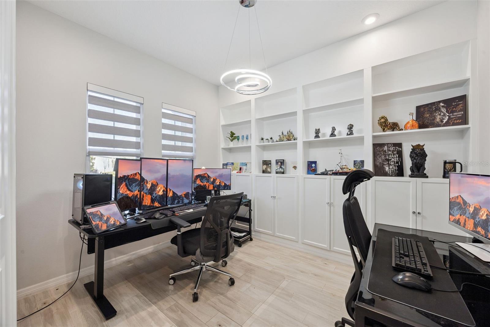 Image 10 of 70 For 1218 Hillcrest View Loop