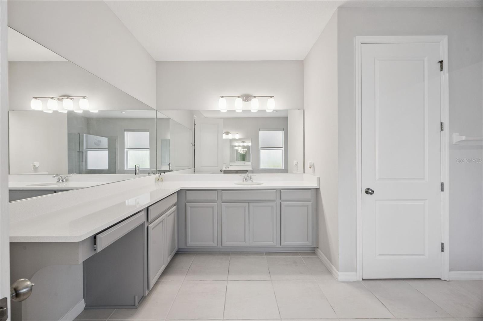 Image 21 of 70 For 1218 Hillcrest View Loop