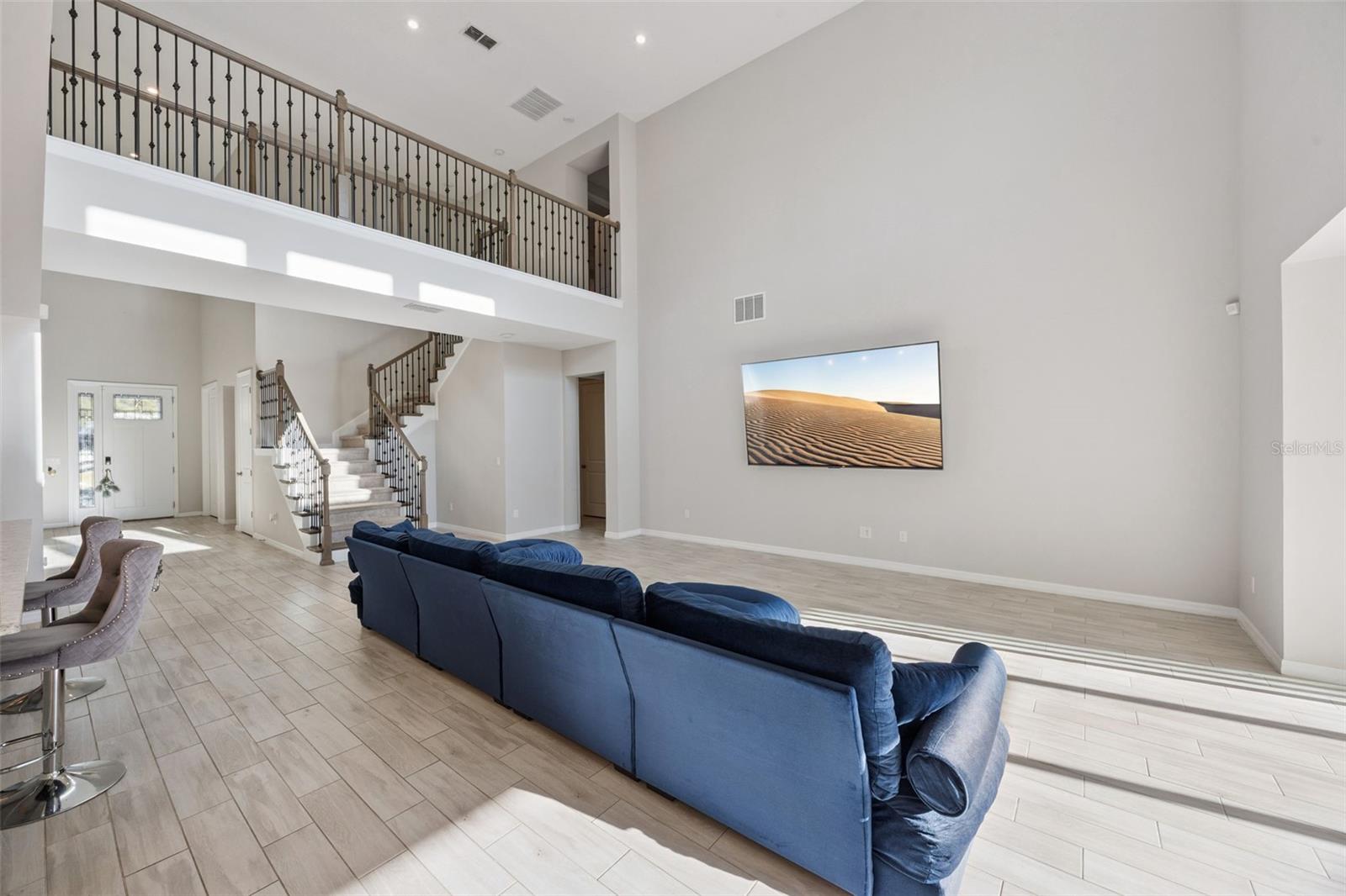 Image 27 of 70 For 1218 Hillcrest View Loop