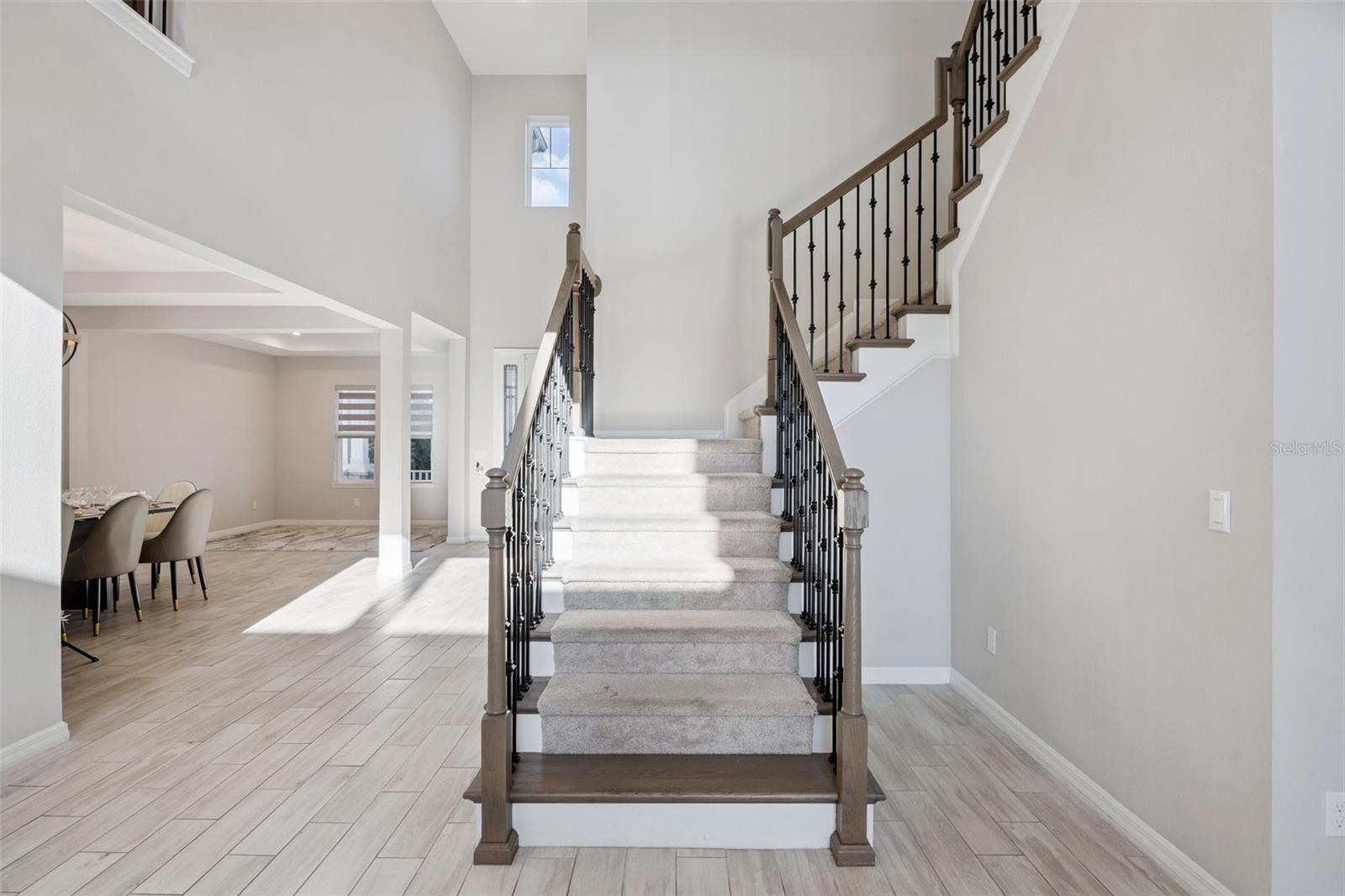 Image 36 of 70 For 1218 Hillcrest View Loop