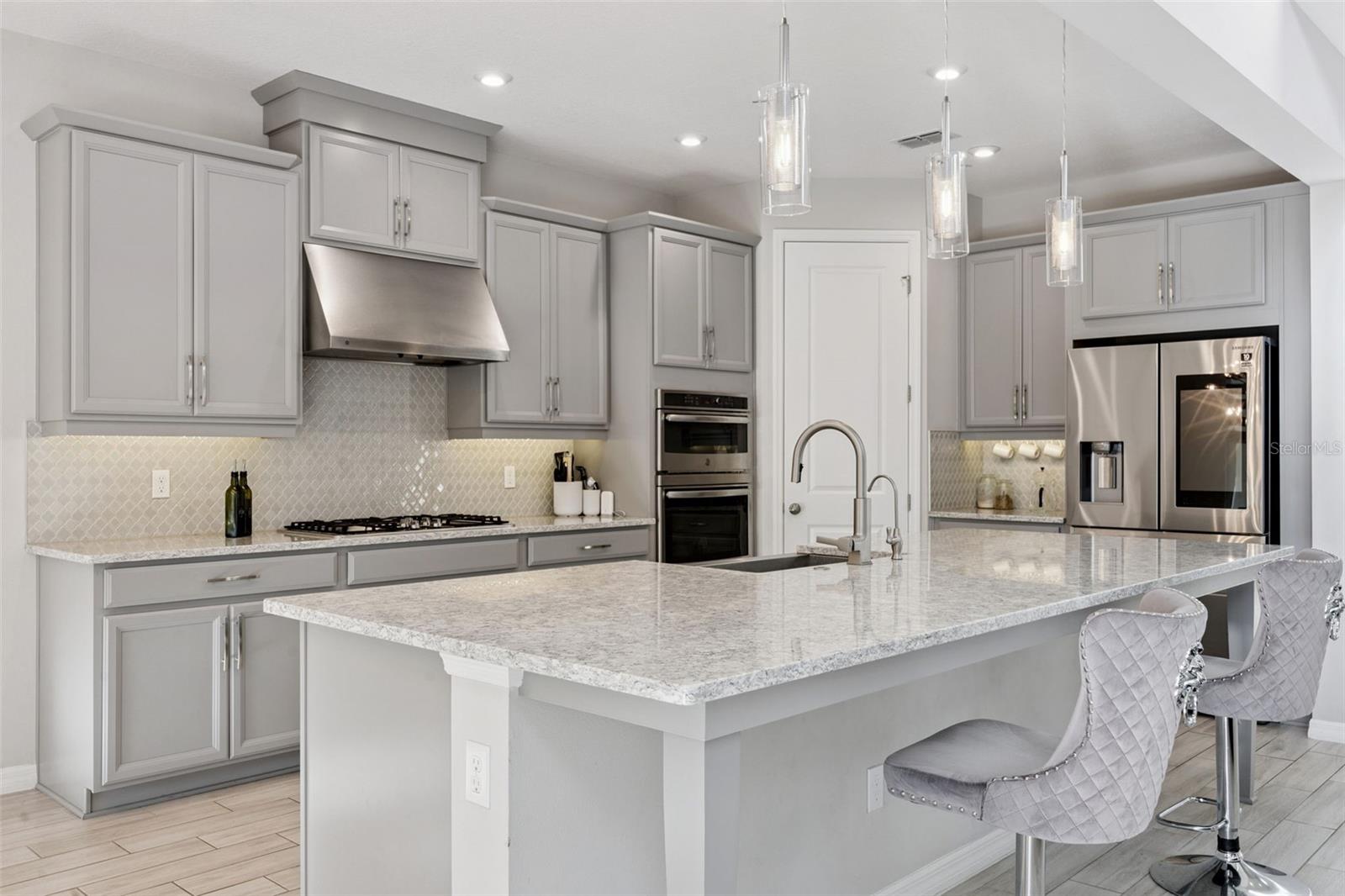 Image 5 of 70 For 1218 Hillcrest View Loop