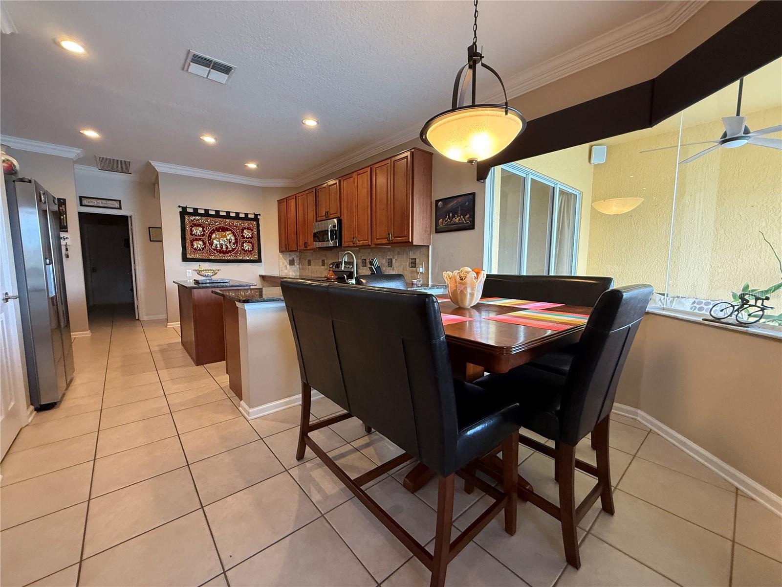 Image 29 of 54 For 3154 Hanging Moss Circle