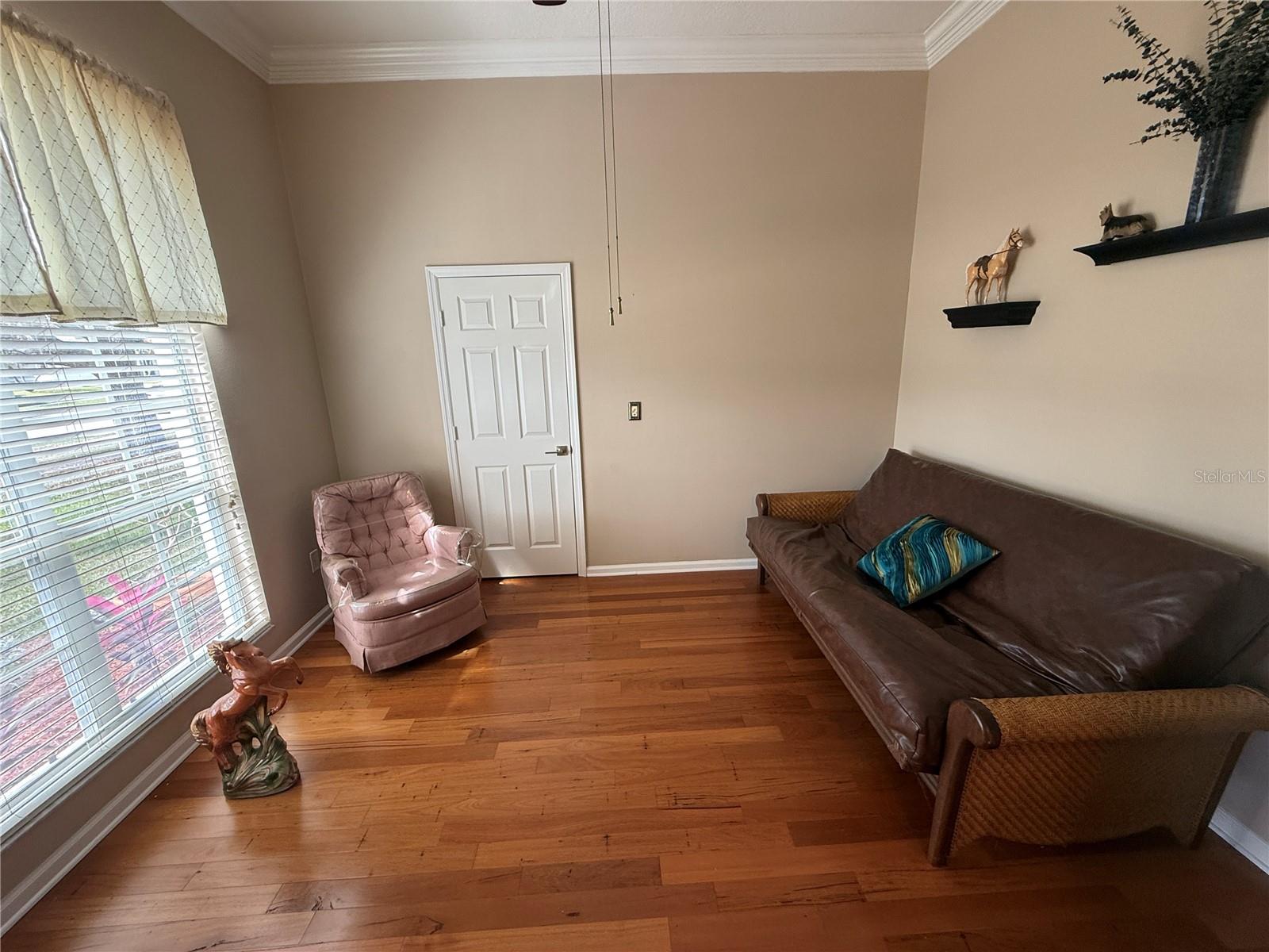 Image 31 of 54 For 3154 Hanging Moss Circle