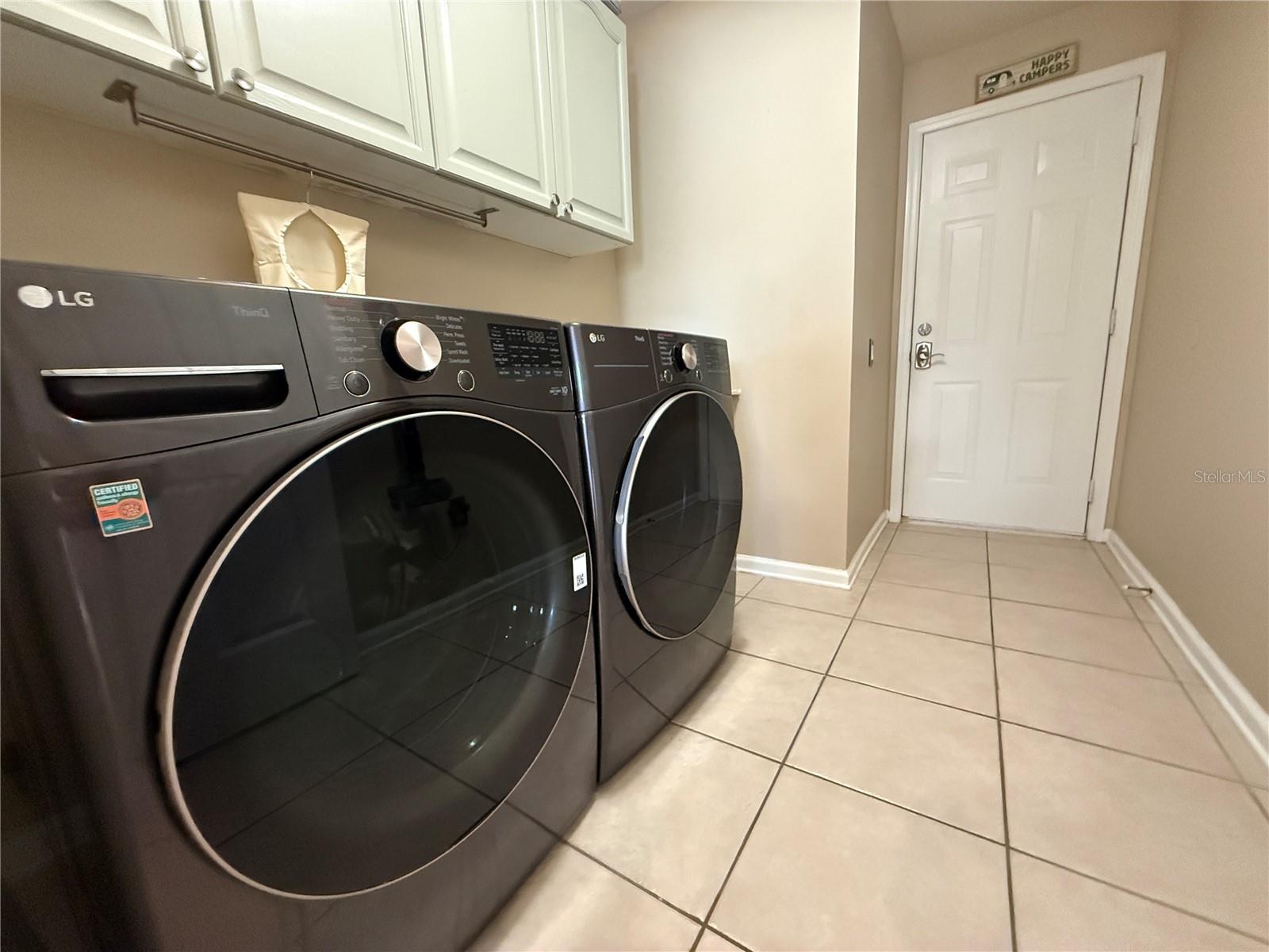 Image 35 of 54 For 3154 Hanging Moss Circle