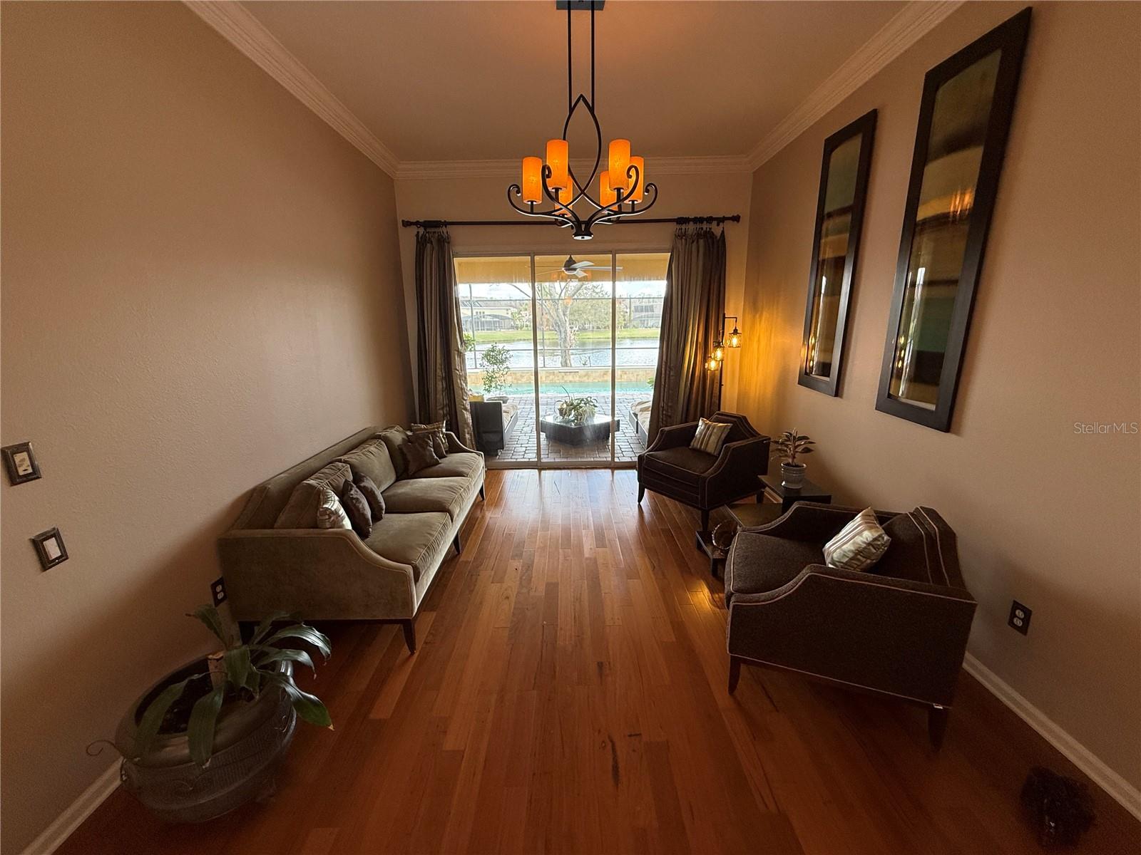 Image 9 of 54 For 3154 Hanging Moss Circle