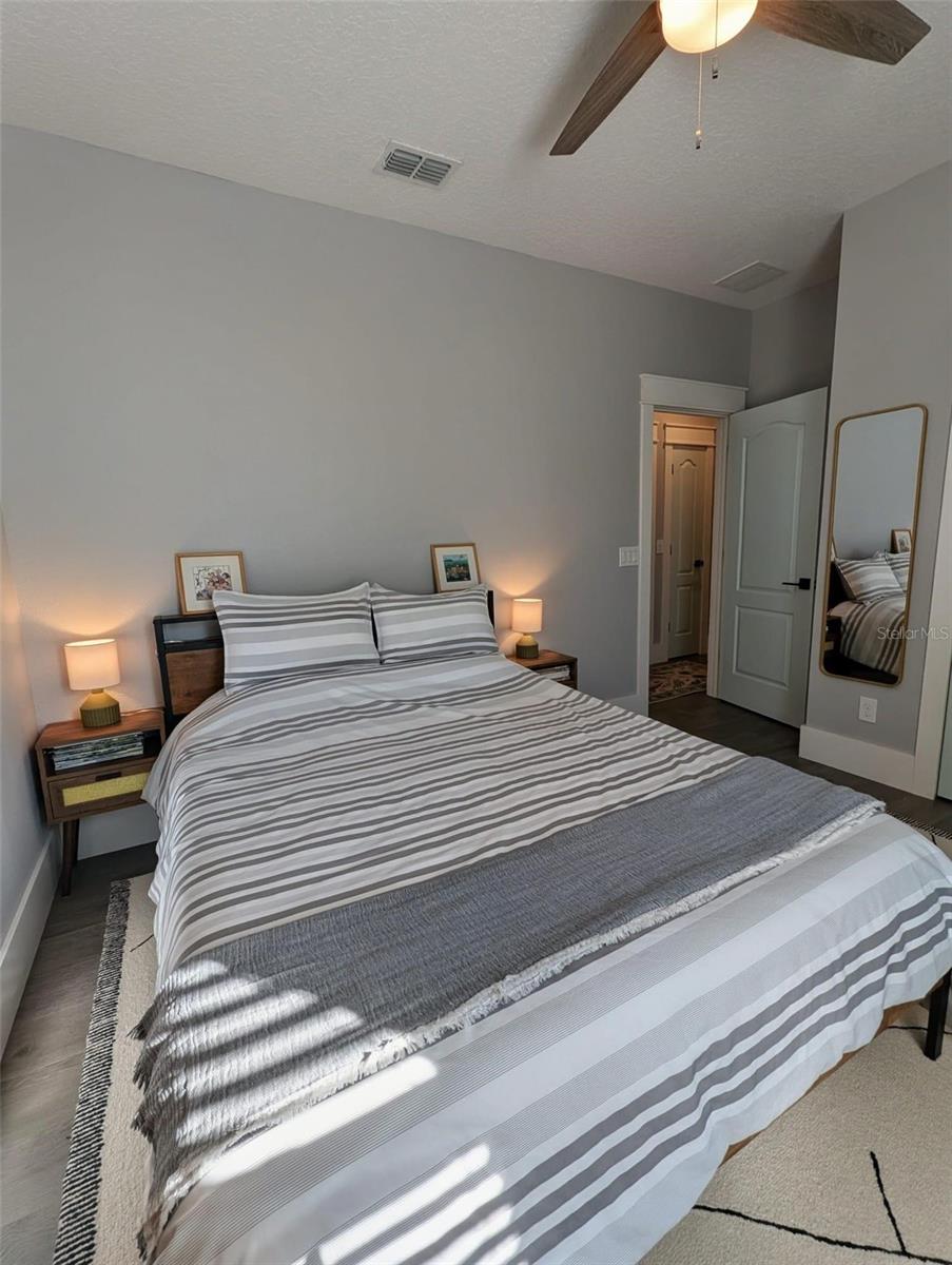 Image 17 of 20 For 876 Landrum Drive