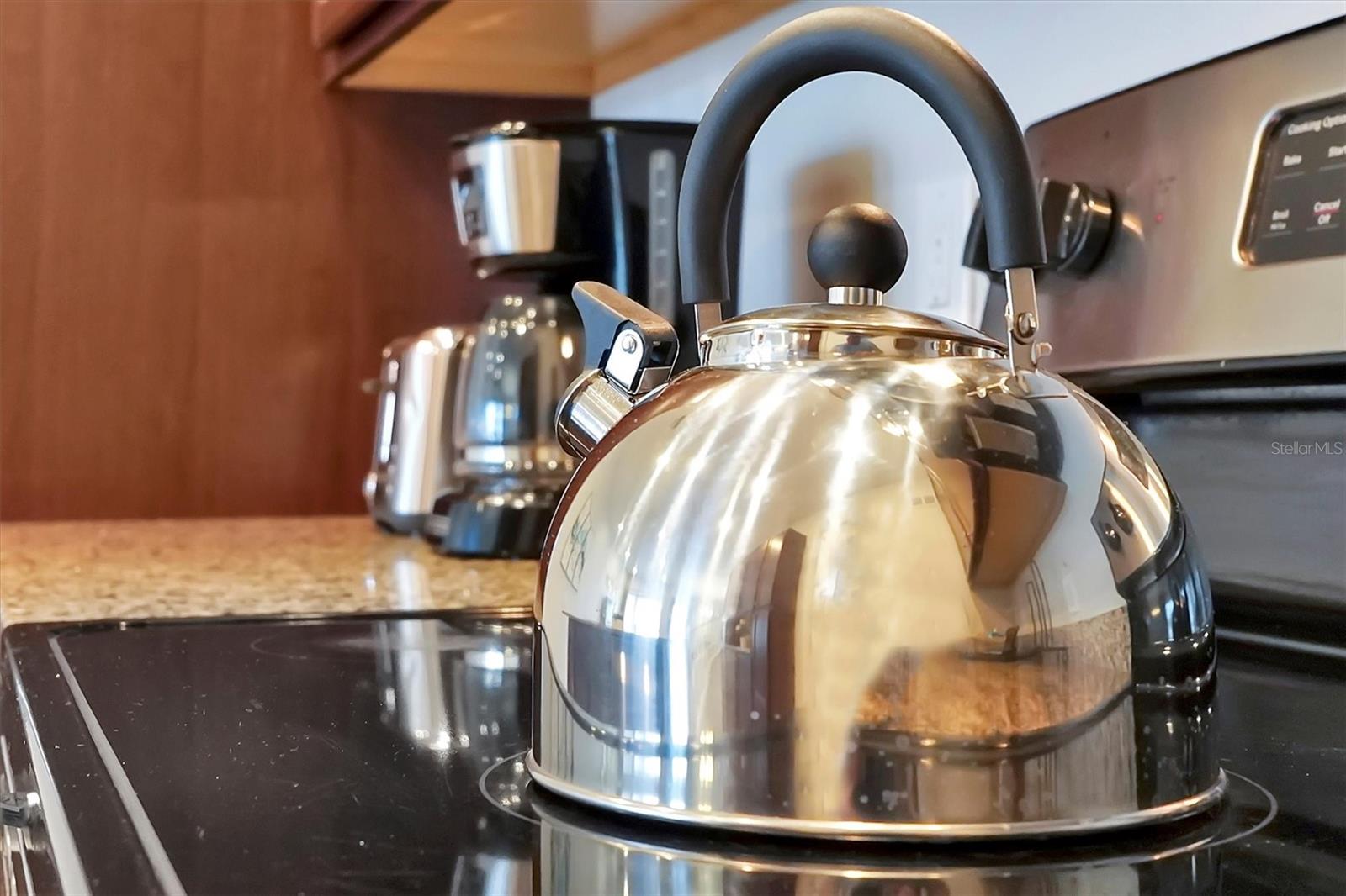 Image 14 of 77 For 297 Captiva Drive