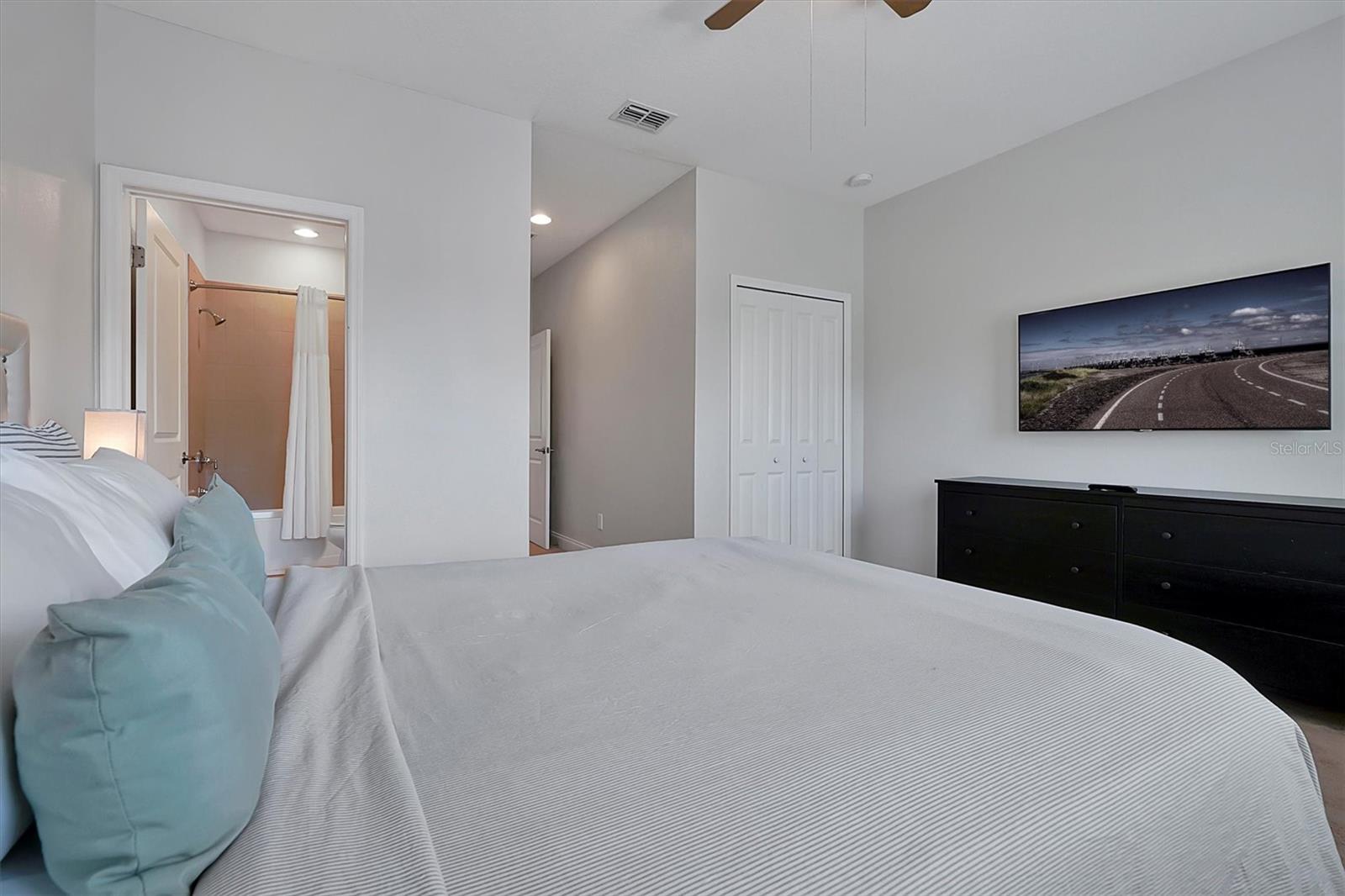 Image 43 of 77 For 297 Captiva Drive