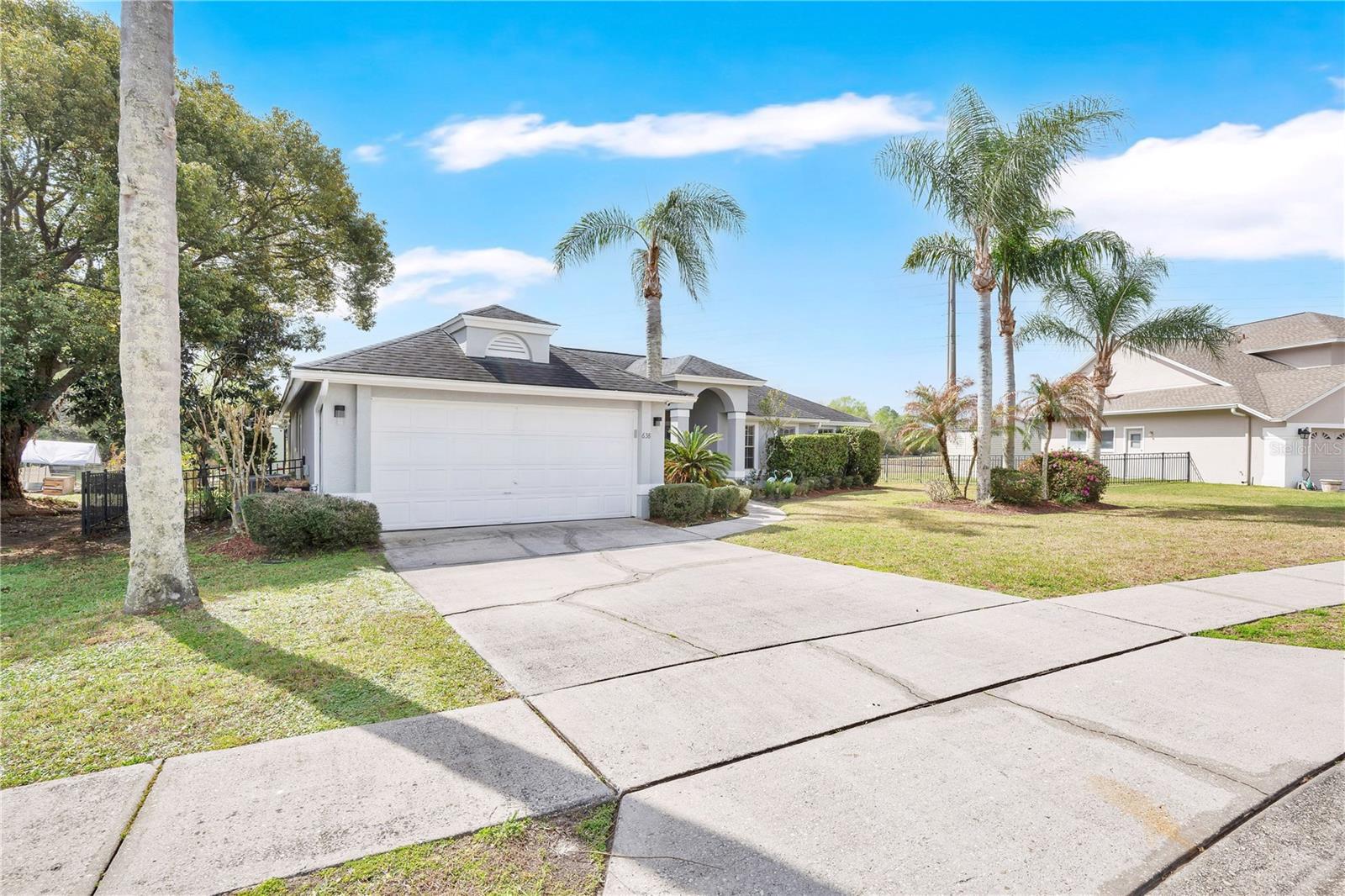 Image 3 of 42 For 638 Appleton Place