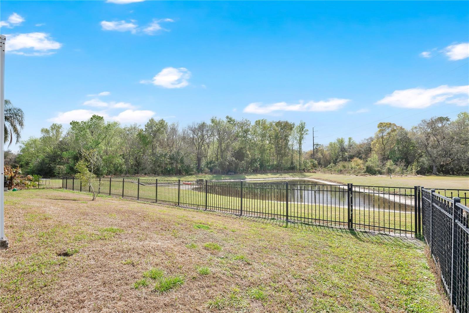 Image 35 of 42 For 638 Appleton Place