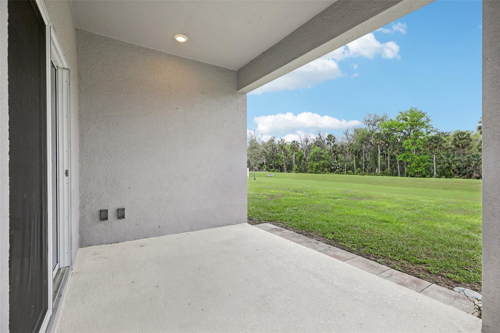 Image 27 of 29 For 3360 Curlew Avenue