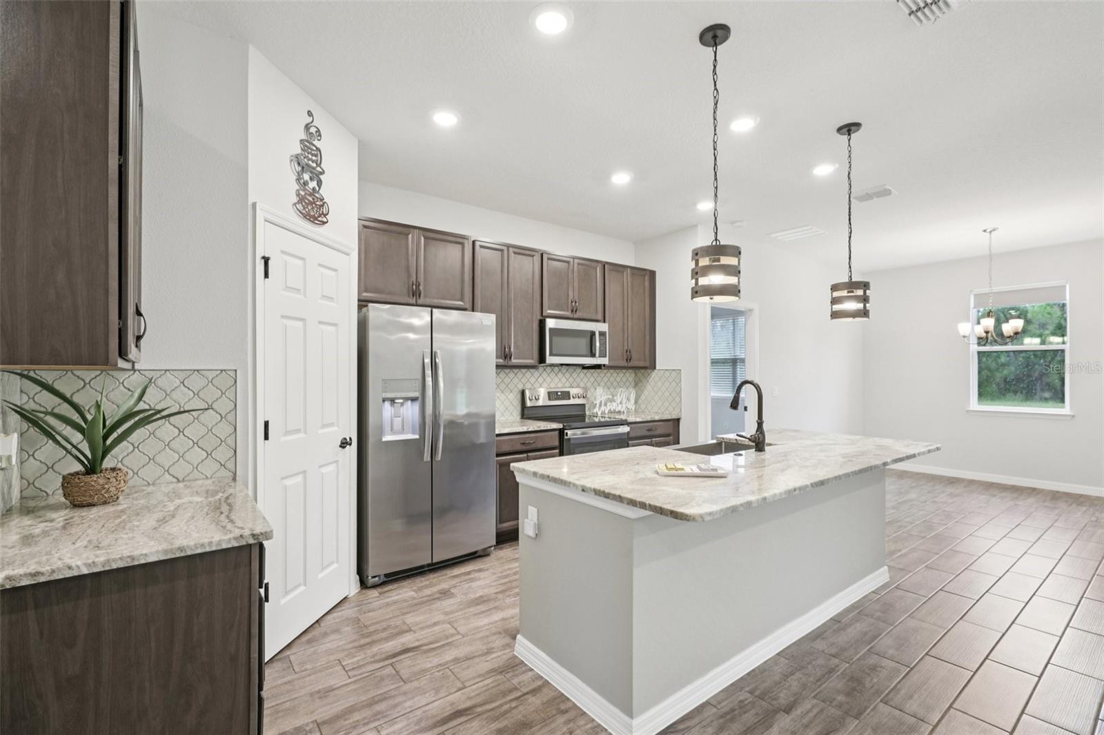 Image 3 of 29 For 3360 Curlew Avenue