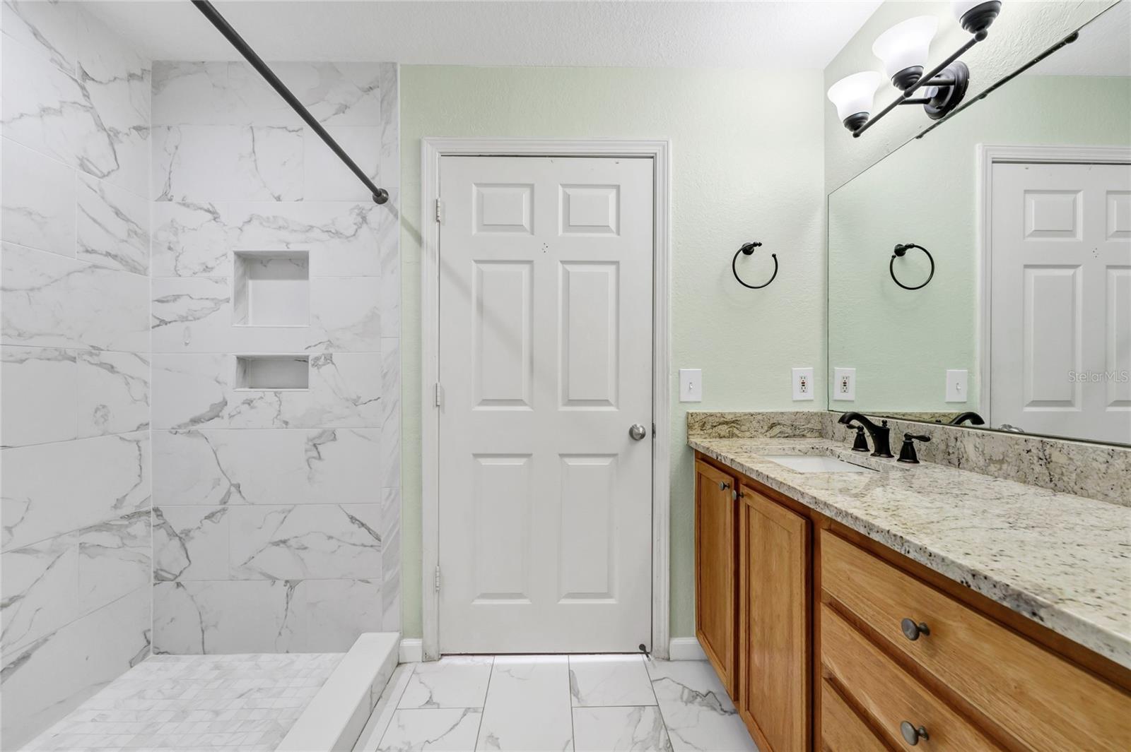 Image 12 of 44 For 9013 Lee Vista Boulevard 1910