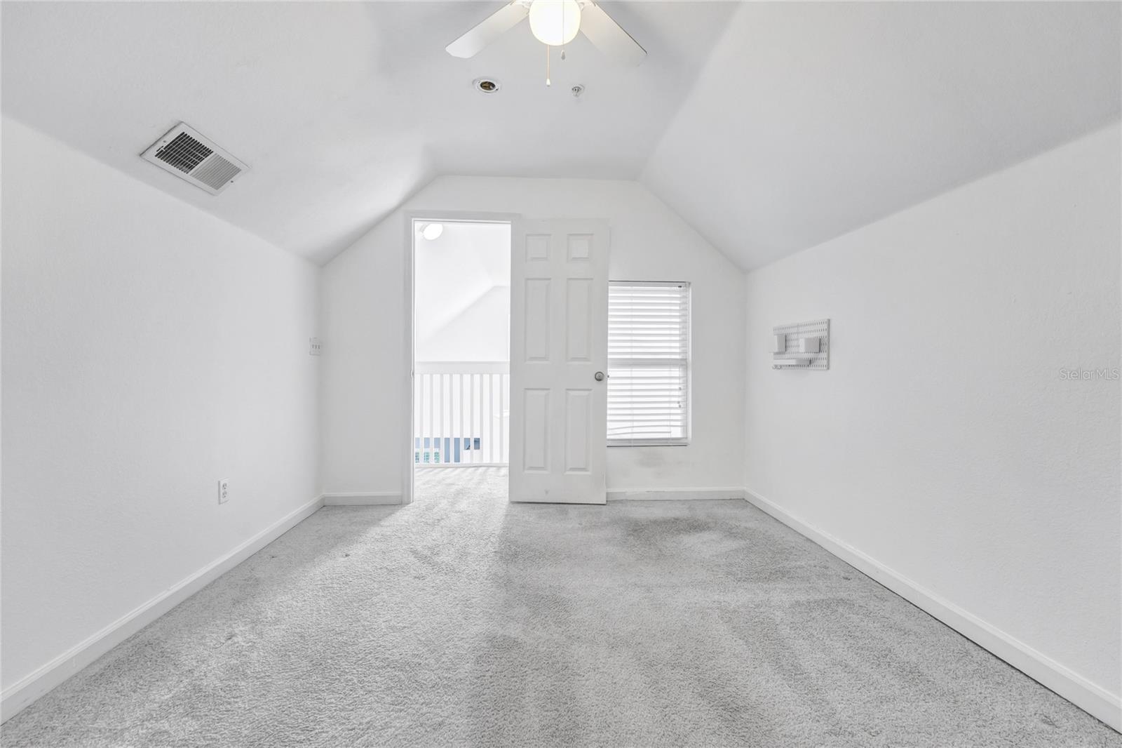 Image 18 of 44 For 9013 Lee Vista Boulevard 1910